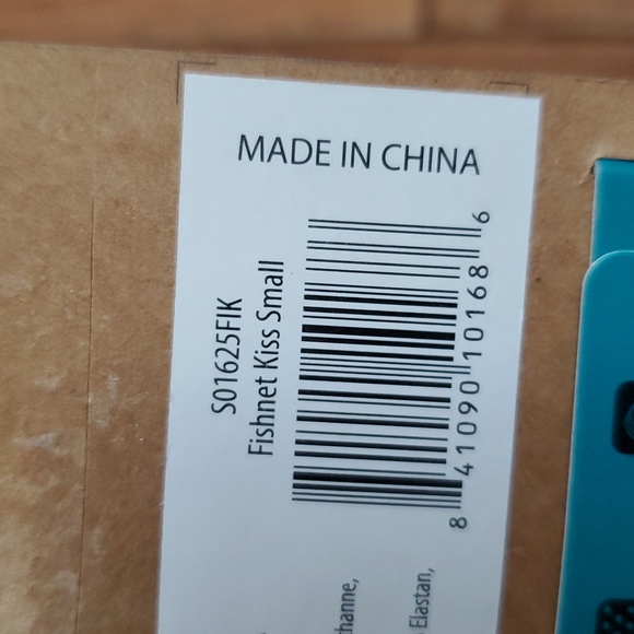 ToeSox Pink Scrunch Knee Socks with Grip - Picture 5 of 7